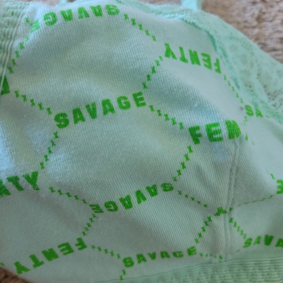Savage fenty bras bundle training bras - Picture 3 of 9